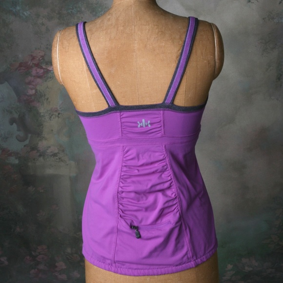 Kyodan Workout Top Elastic Hem Ruched Back V-neck - Picture 2 of 11
